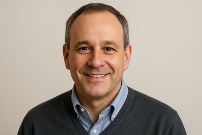 een profielfoto van een man als revieuw